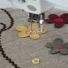 Darning foot open 