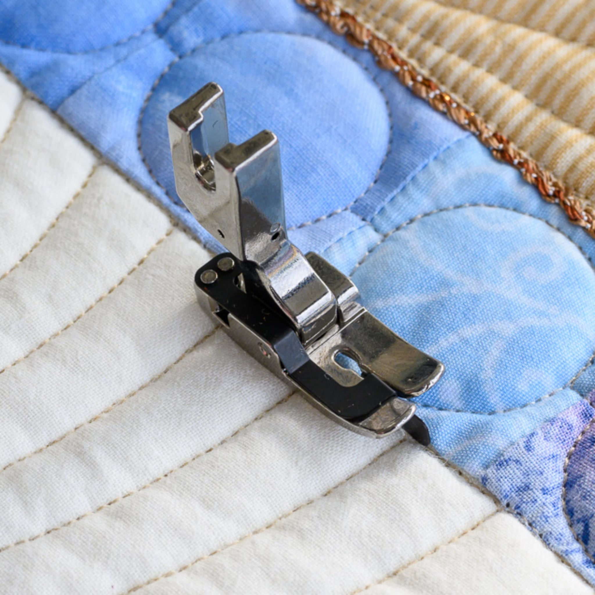 Ditch quilting foot 