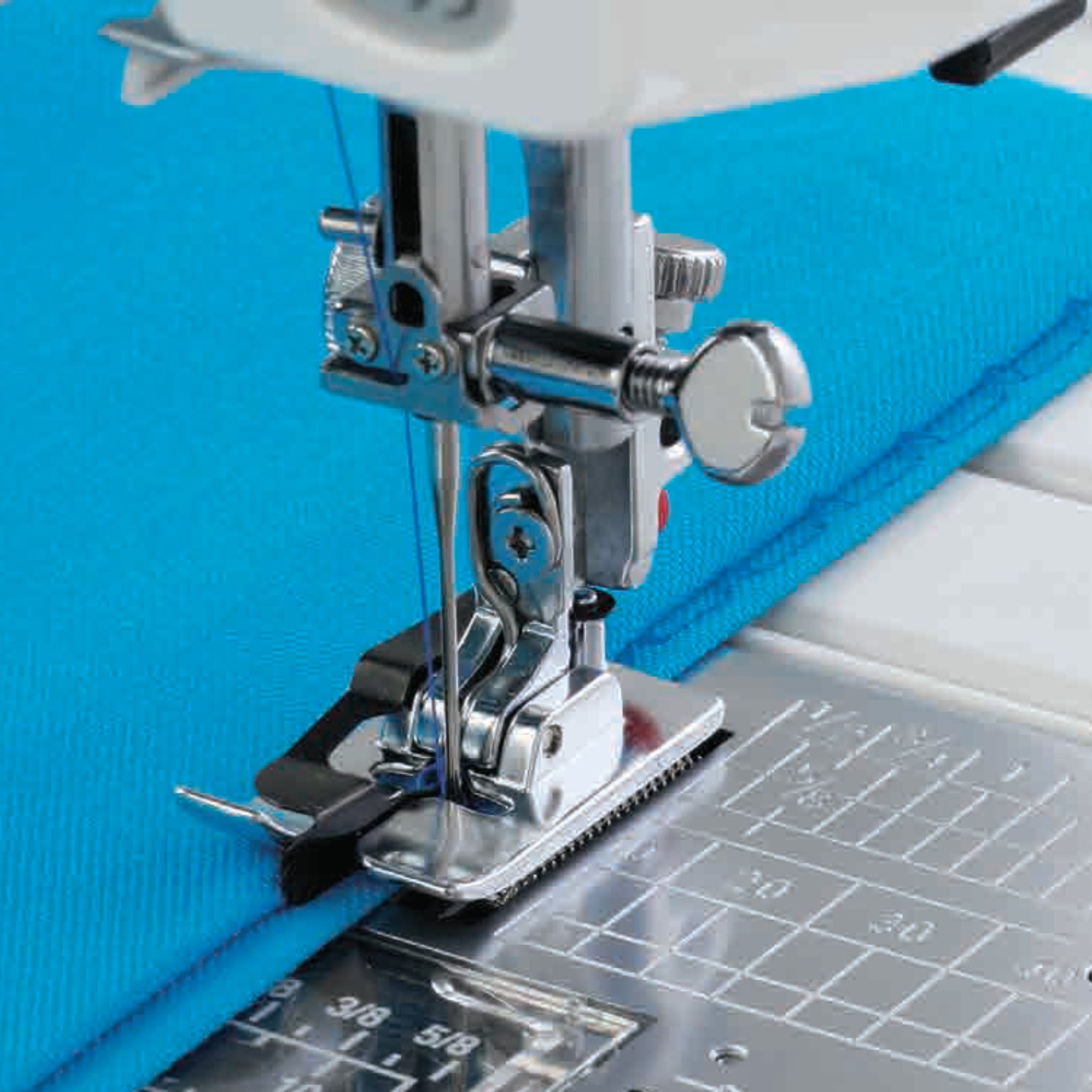 Blind hem foot